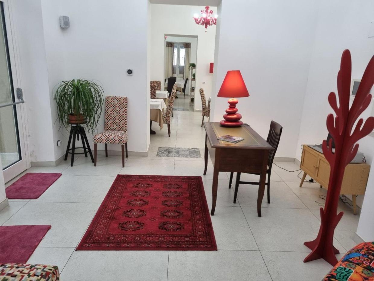 Bed and Breakfast Stellaris Siderno Esterno foto