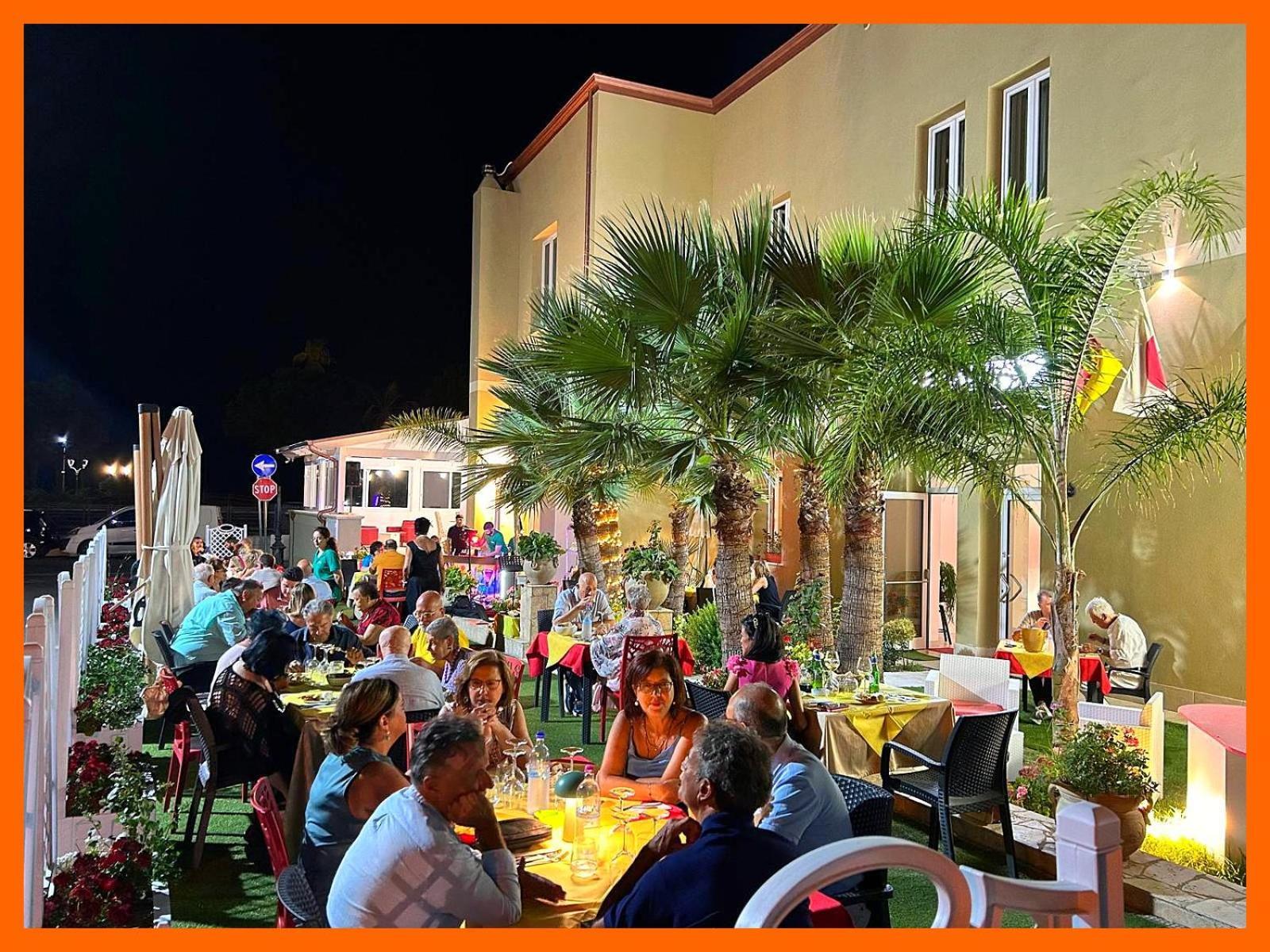 Bed and Breakfast Stellaris Siderno Esterno foto